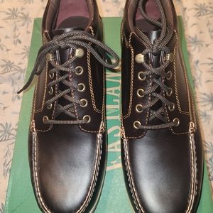 EASTLAND BROOKLYN CHUKA BOOTS SZ 11.5 BURGUNDY COLOR NEW